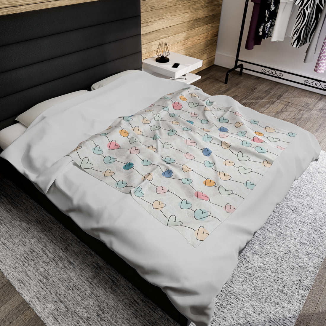 Heart Printed Plush Cozy Throw Blanket