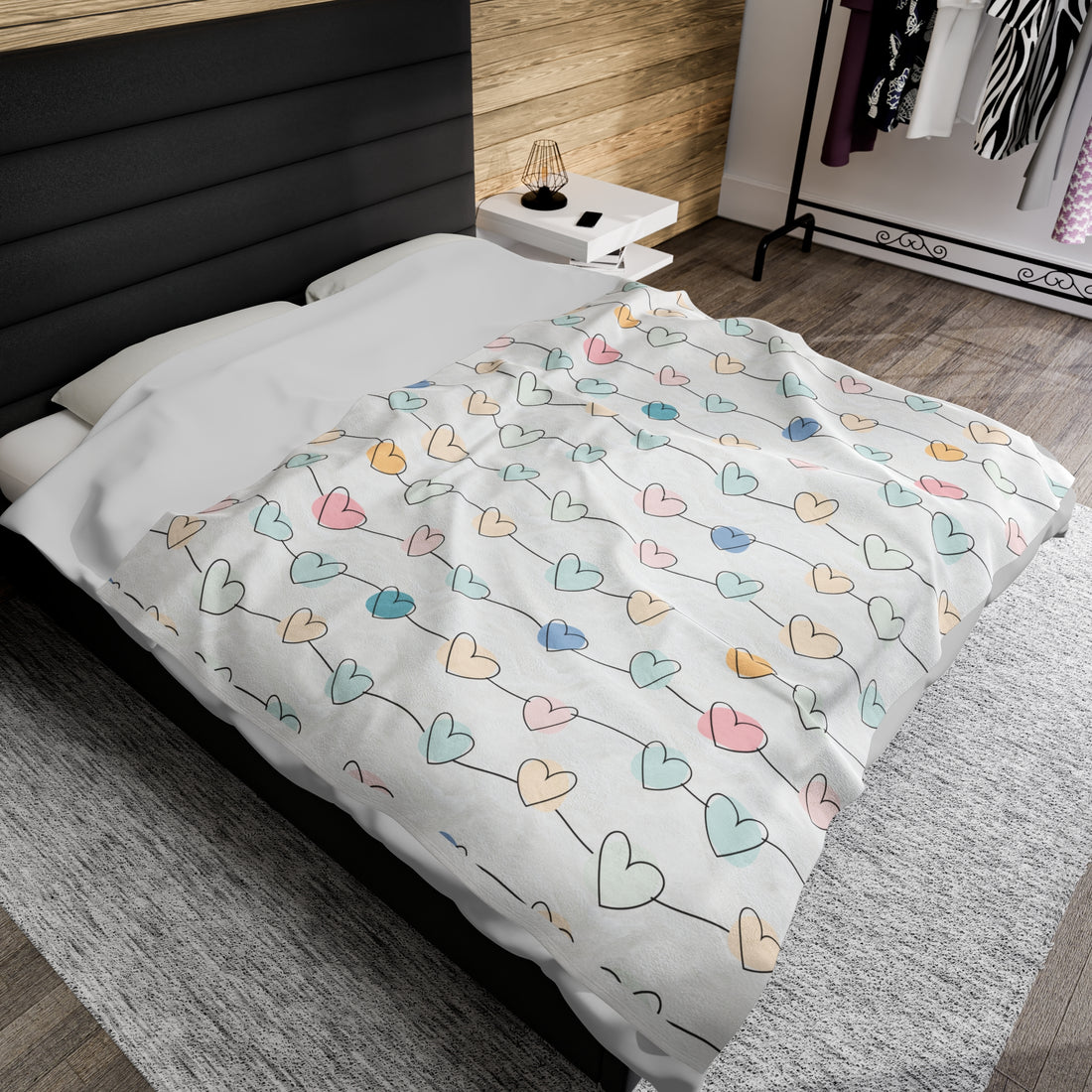 Heart Printed Plush Cozy Throw Blanket