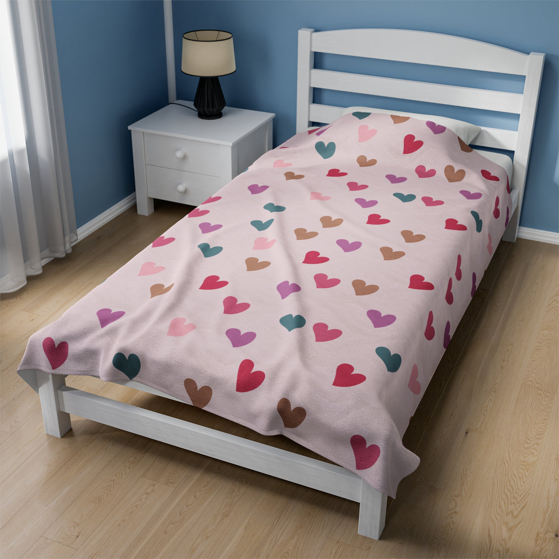 Heart Printed Plush Cozy Throw Blanket