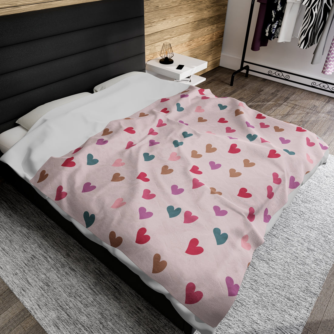 Heart Printed Plush Cozy Throw Blanket