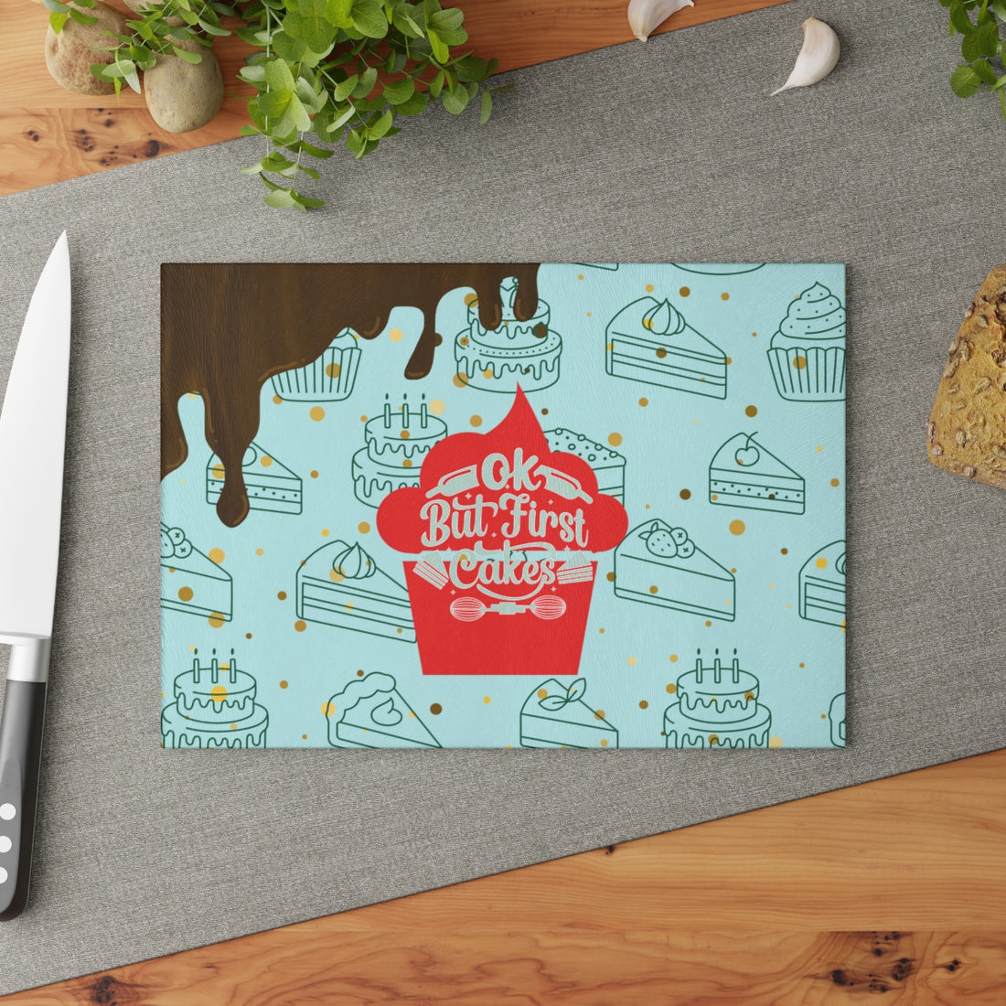 Cupcake kitchen Cutting Board